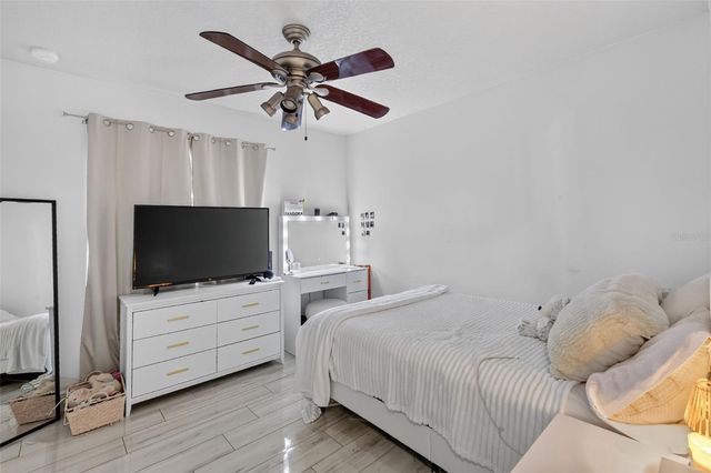 5405 CAPE HATTERAS DR, Clermont, FL 34714