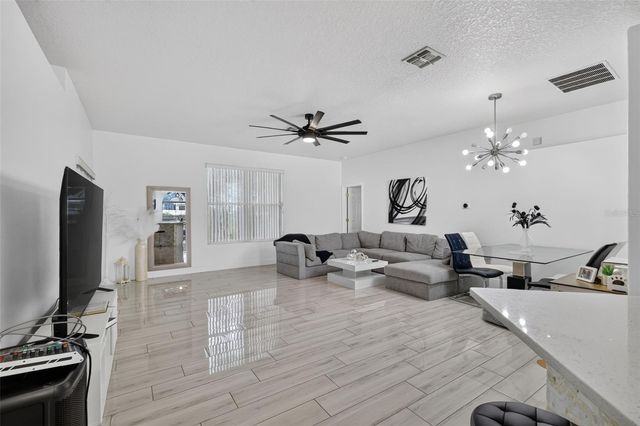5405 CAPE HATTERAS DR, Clermont, FL 34714