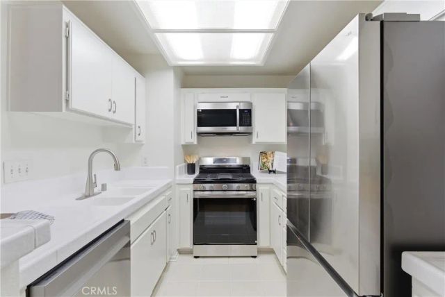 7735 BRIARGLEN LOOP I, Stanton, CA 90680