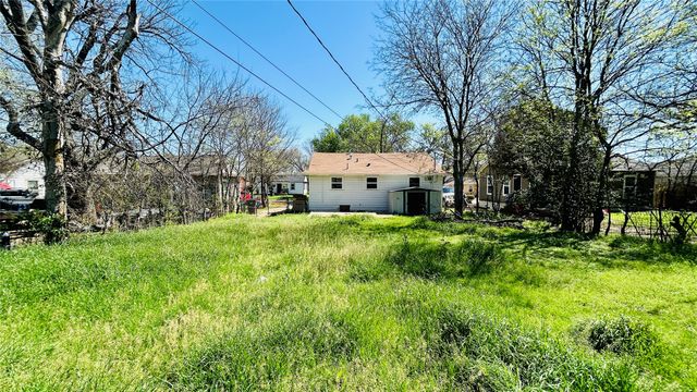 2016 Daniel Street, Fort Worth, TX 76104