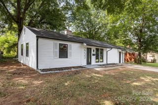 2733 Englehardt Street, Charlotte, NC 28216