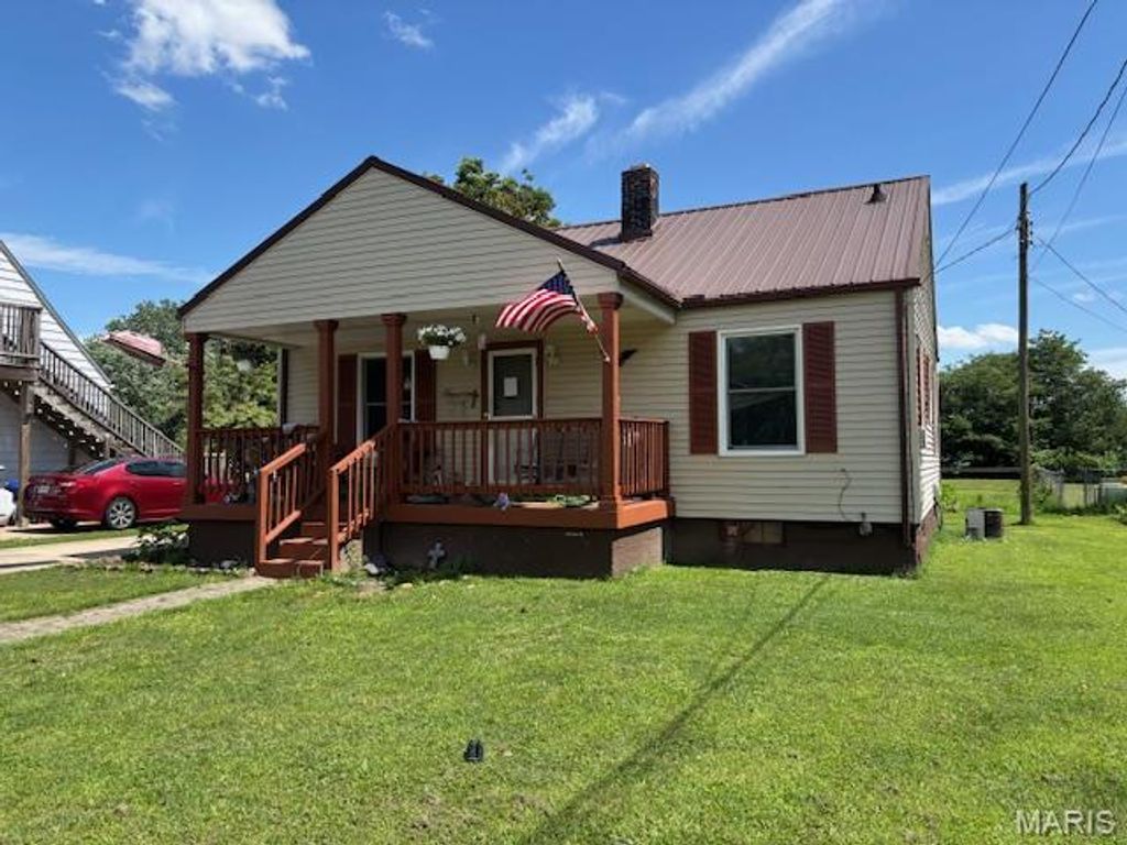 929 Lake Street, Sikeston, MO 63801