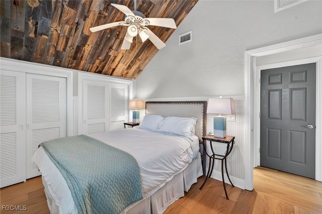 699 Anchor DR, Sanibel, FL 33957