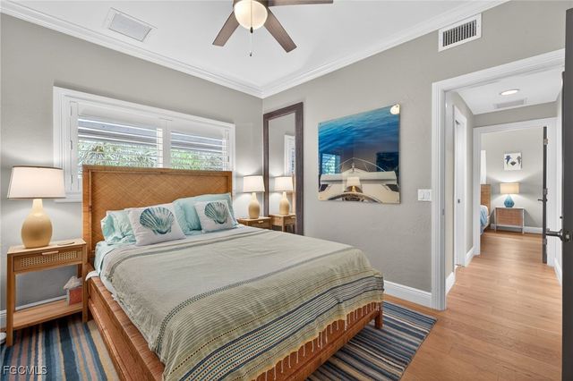 699 Anchor DR, Sanibel, FL 33957