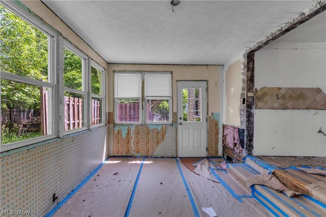 23804 Blackburn Road, Oakwood, OH 44146