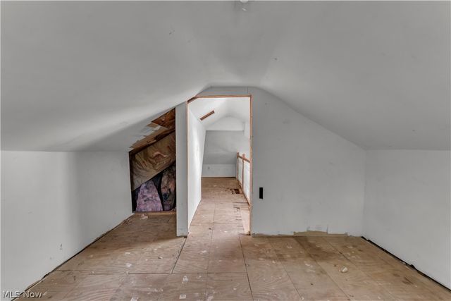 23804 Blackburn Road, Oakwood, OH 44146