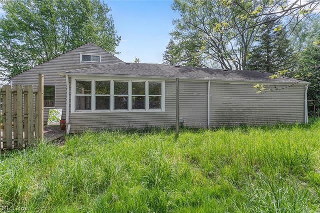 23804 Blackburn Road, Oakwood, OH 44146