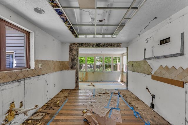 23804 Blackburn Road, Oakwood, OH 44146