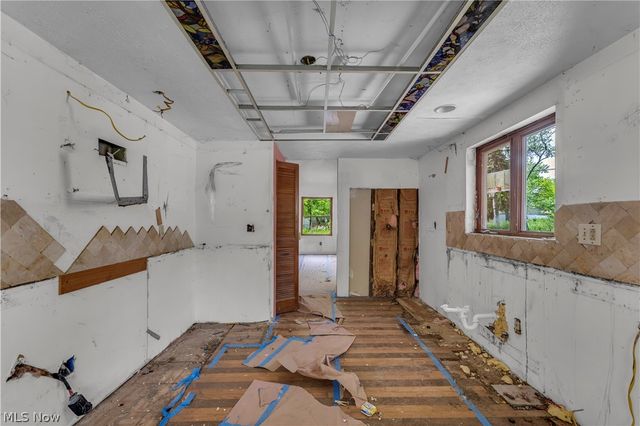 23804 Blackburn Road, Oakwood, OH 44146