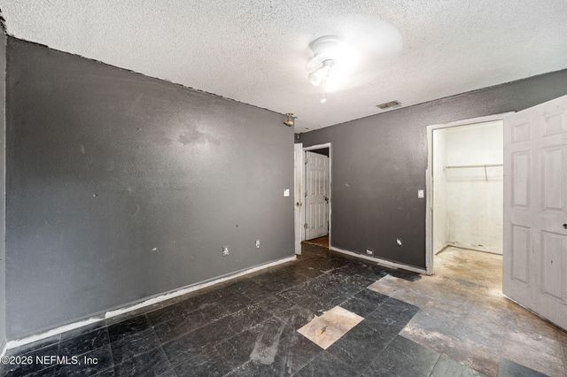 2117 W 39TH Street, Jacksonville, FL 32209