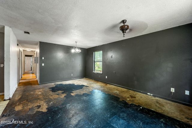 2117 W 39TH Street, Jacksonville, FL 32209