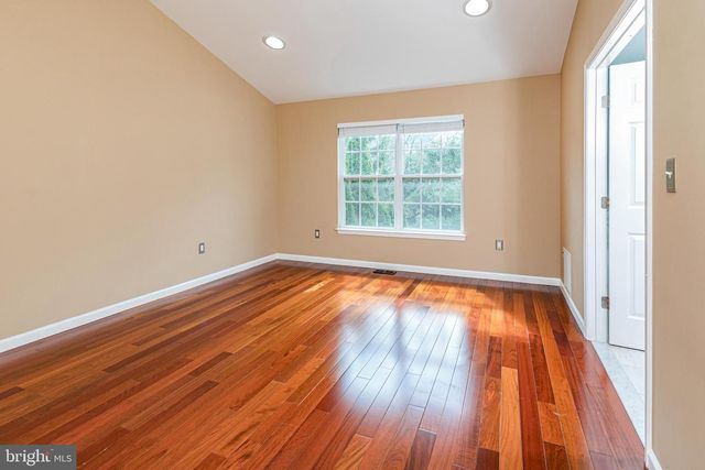 36 TRUMAN AVE, Princeton, NJ 08540