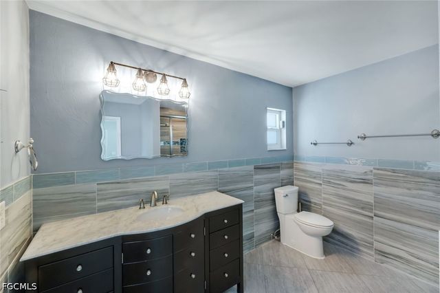 322 SE 17th ST, Cape Coral, FL 33990
