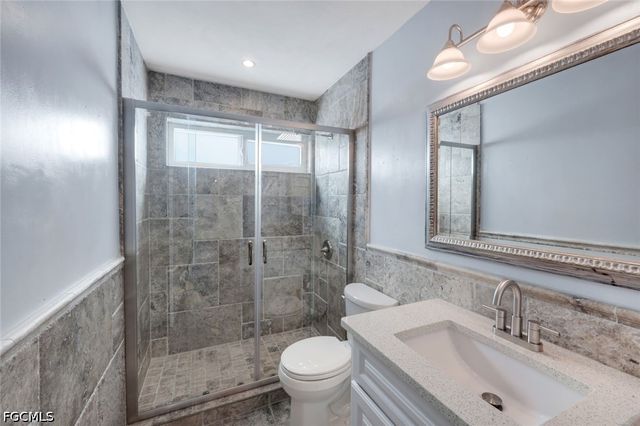322 SE 17th ST, Cape Coral, FL 33990