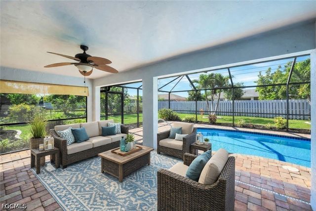 322 SE 17th ST, Cape Coral, FL 33990