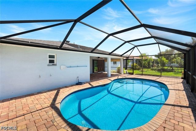 322 SE 17th ST, Cape Coral, FL 33990