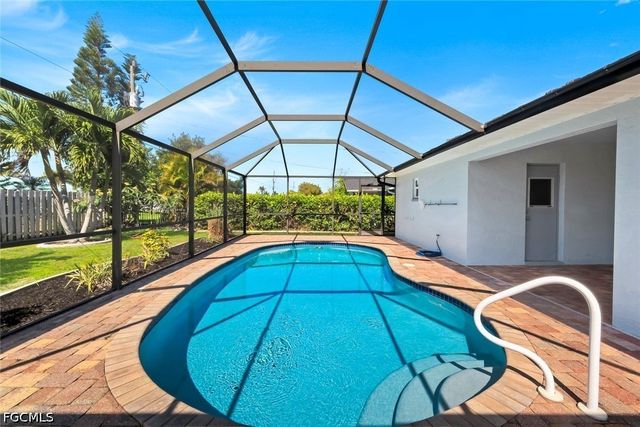 322 SE 17th ST, Cape Coral, FL 33990