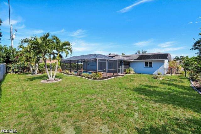 322 SE 17th ST, Cape Coral, FL 33990