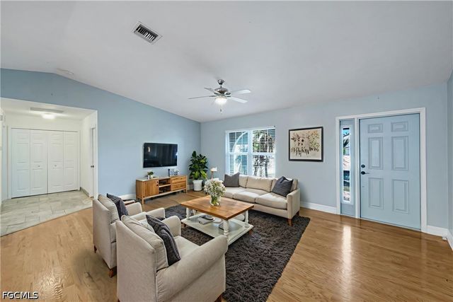 322 SE 17th ST, Cape Coral, FL 33990