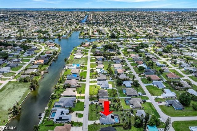 322 SE 17th ST, Cape Coral, FL 33990