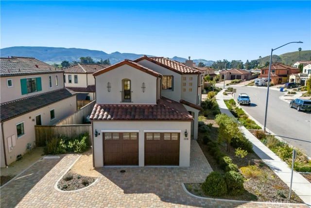 3016 Arezzo Drive, San Luis Obispo, CA 93401