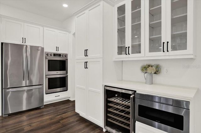 28701 FALLING LEAVES WAY, Wesley Chapel, FL 33543