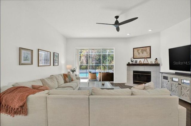 28701 FALLING LEAVES WAY, Wesley Chapel, FL 33543