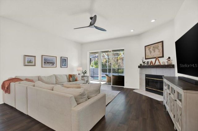 28701 FALLING LEAVES WAY, Wesley Chapel, FL 33543