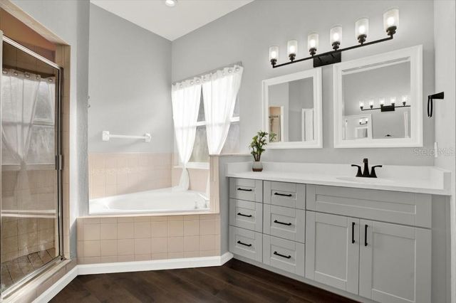 28701 FALLING LEAVES WAY, Wesley Chapel, FL 33543