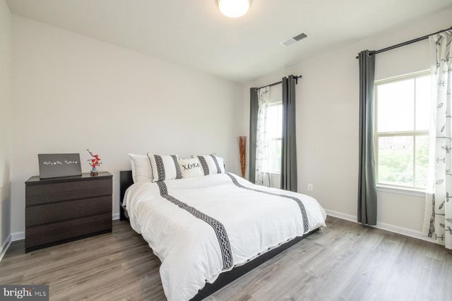 5861 OAKDALE VILLAGE RD, Ijamsville, MD 21754