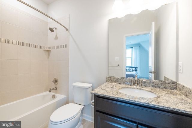 5861 OAKDALE VILLAGE RD, Ijamsville, MD 21754