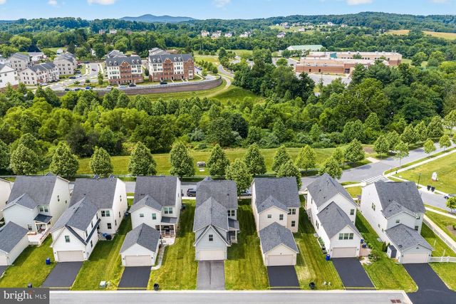 5861 OAKDALE VILLAGE RD, Ijamsville, MD 21754