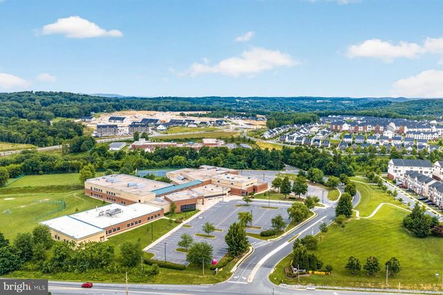 5861 OAKDALE VILLAGE RD, Ijamsville, MD 21754