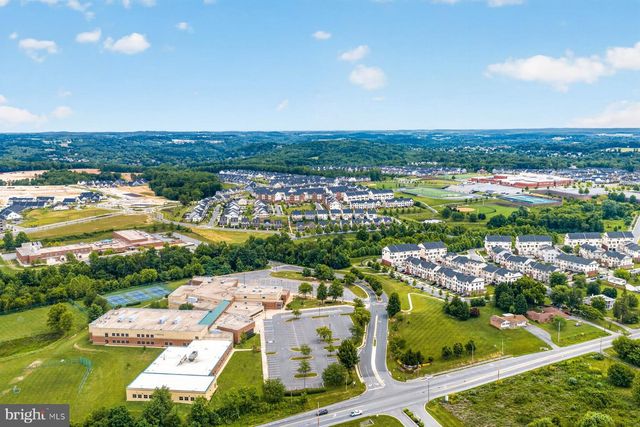 5861 OAKDALE VILLAGE RD, Ijamsville, MD 21754