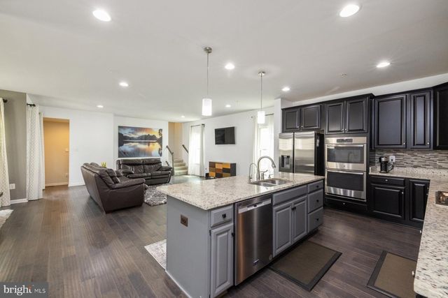 5861 OAKDALE VILLAGE RD, Ijamsville, MD 21754