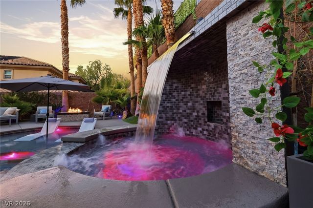 2732 Marie Antoinette Street, Henderson, NV 89044