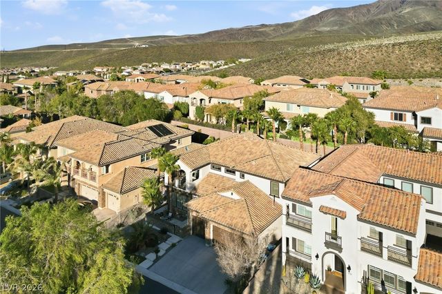 2732 Marie Antoinette Street, Henderson, NV 89044