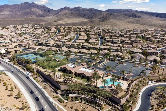 2732 Marie Antoinette Street, Henderson, NV 89044