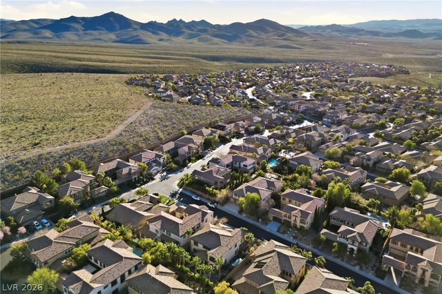 2732 Marie Antoinette Street, Henderson, NV 89044