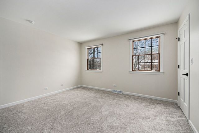 5387 Candlewood Court, Lisle, IL 60532