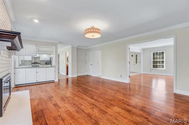 15355 Highcroft Drive, Chesterfield, MO 63017
