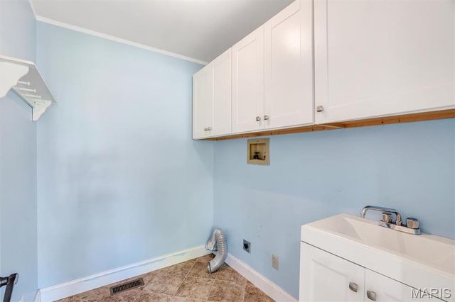 15355 Highcroft Drive, Chesterfield, MO 63017