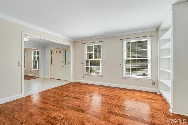 15355 Highcroft Drive, Chesterfield, MO 63017