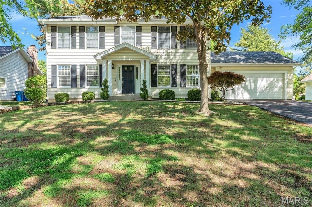 15355 Highcroft Drive, Chesterfield, MO 63017