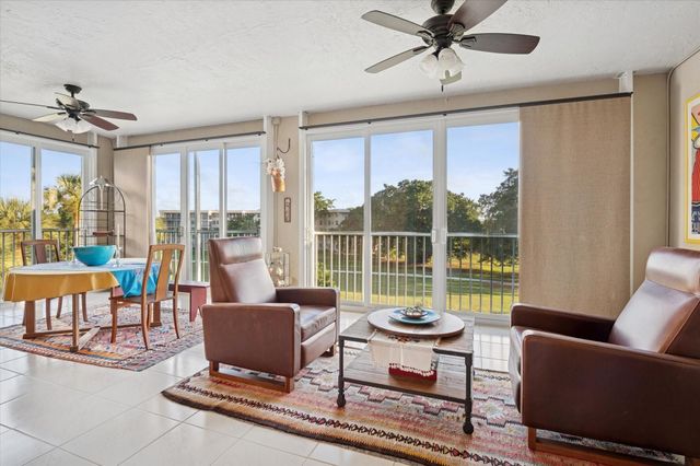 4112 W Palm Aire Drive 124a, Pompano Beach, FL 33069
