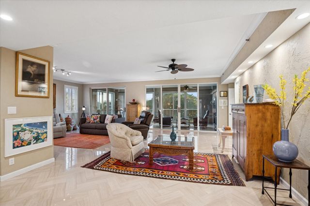 4112 W Palm Aire Drive 124a, Pompano Beach, FL 33069
