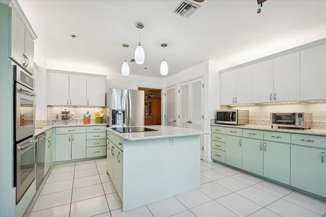 4112 W Palm Aire Drive 124a, Pompano Beach, FL 33069