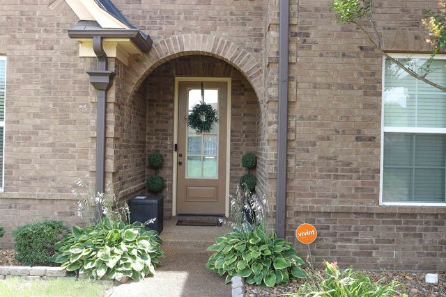6907 BISHOPS WAY SW, Bartlett, TN 38135