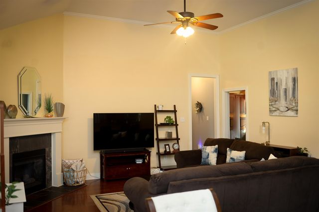 6907 BISHOPS WAY SW, Bartlett, TN 38135