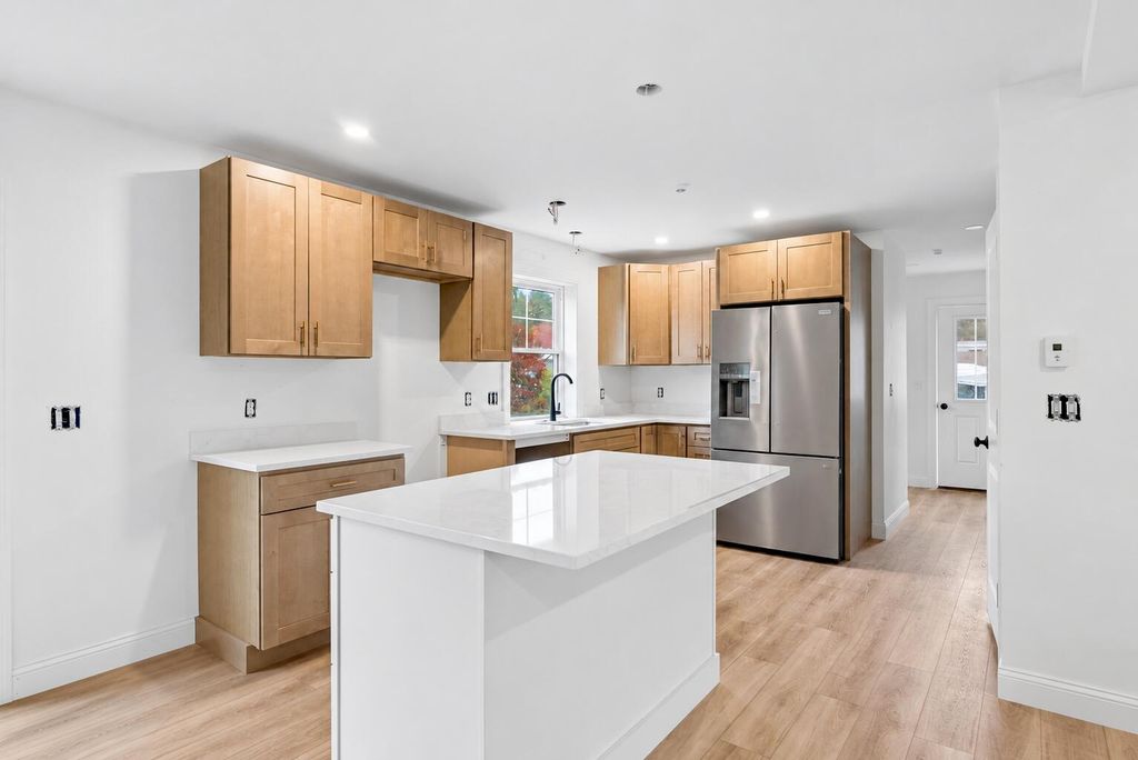 156 Webb Street, Portland, ME 04102 — photo 4